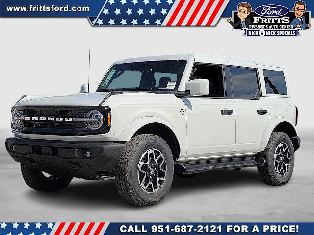 2026 Ford Bronco Outer Banks